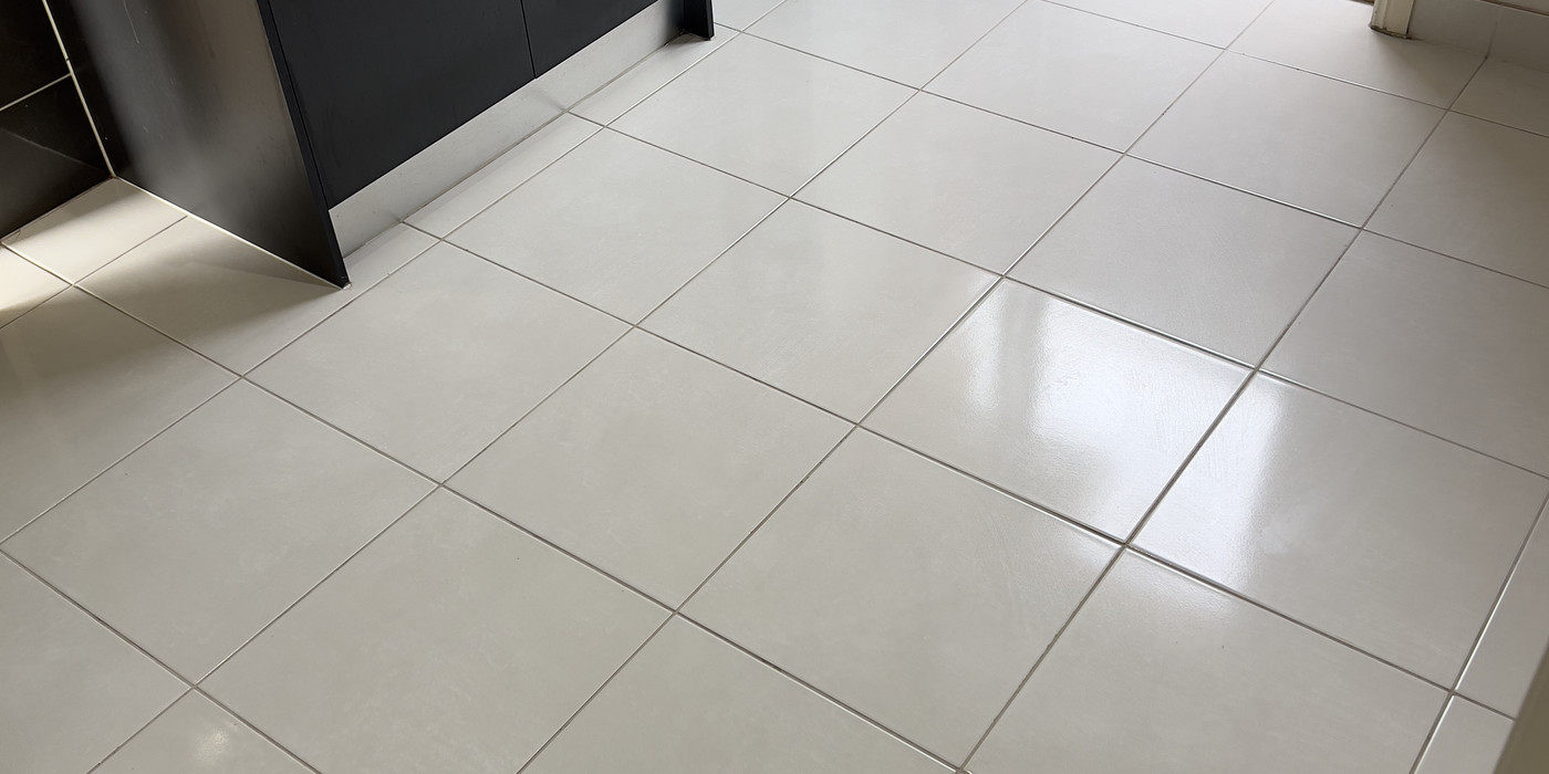 Hard floor in an empty rental at the end of a lease